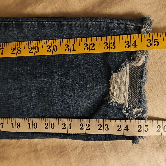 Levi's 724 High Rise Straight Leg Crop Jeans Mid Blue Wash Size 28 - Picture 14 of 17